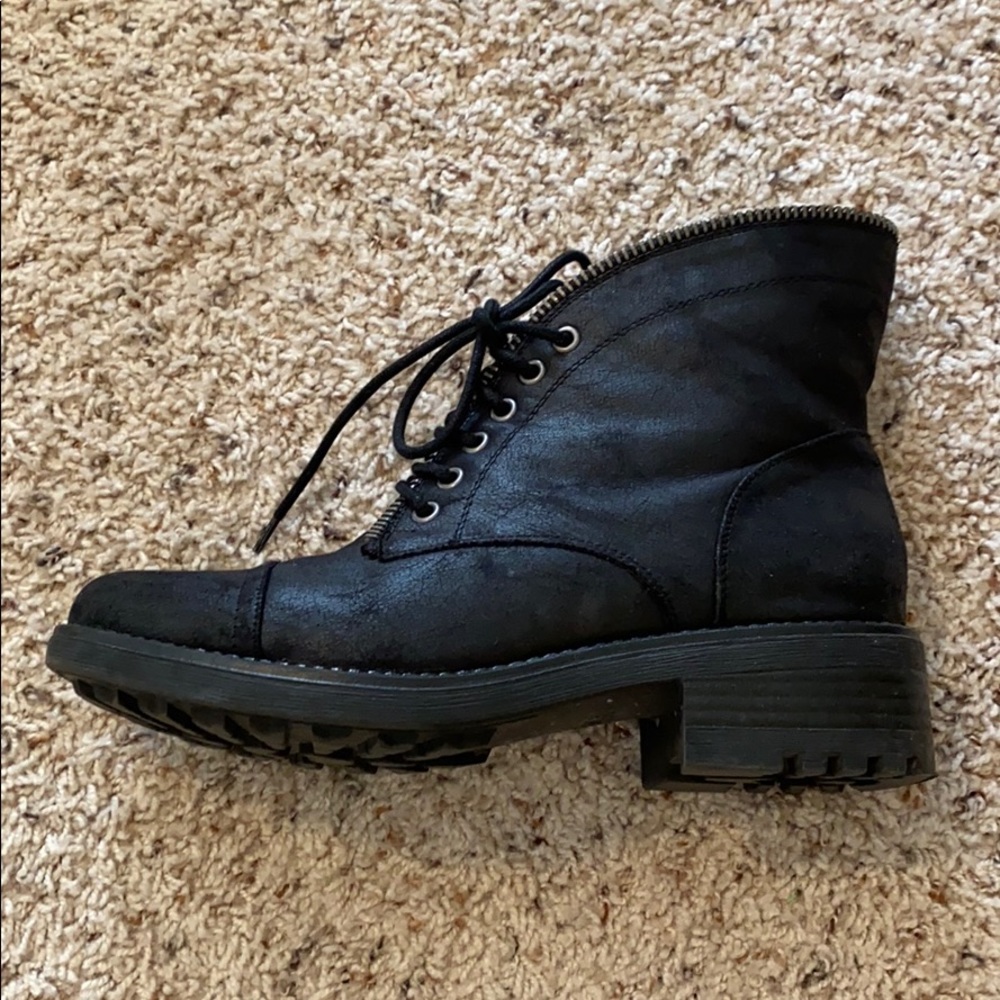 Carlos by Carlos Santana Black Boots